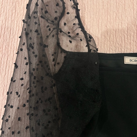 BCBGeneration polka dot top - Picture 3 of 3